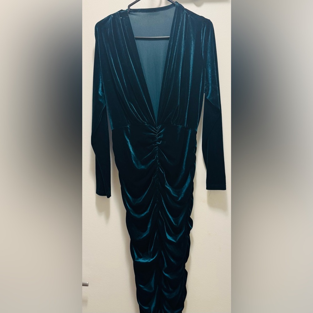 Elegant Velvet Green Dress
